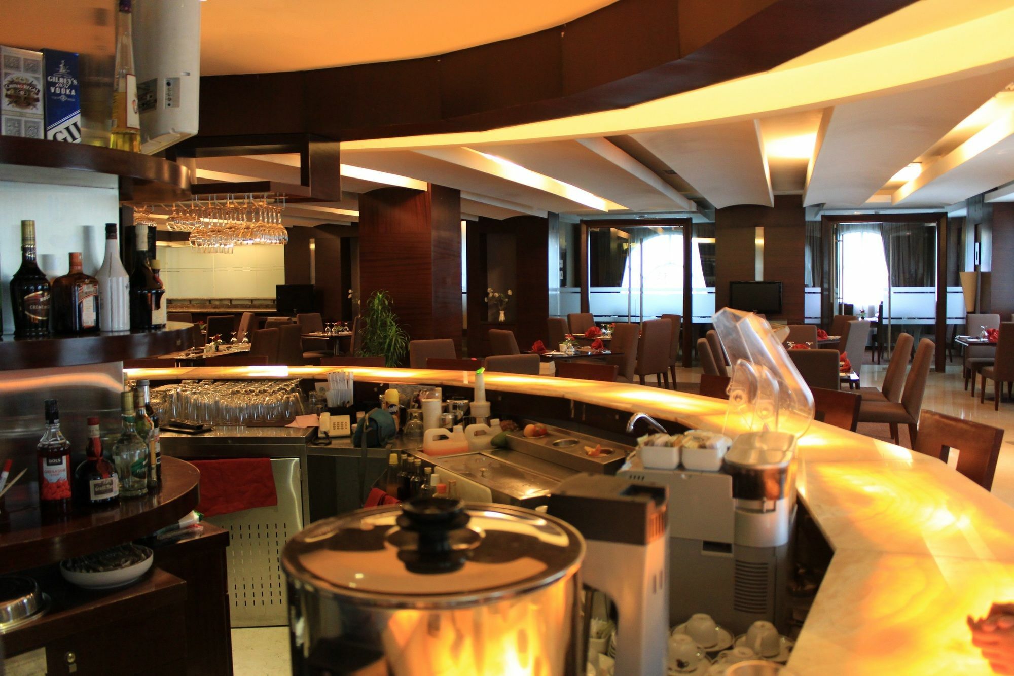 Hotel President Executive Club Cikarang Exterior foto